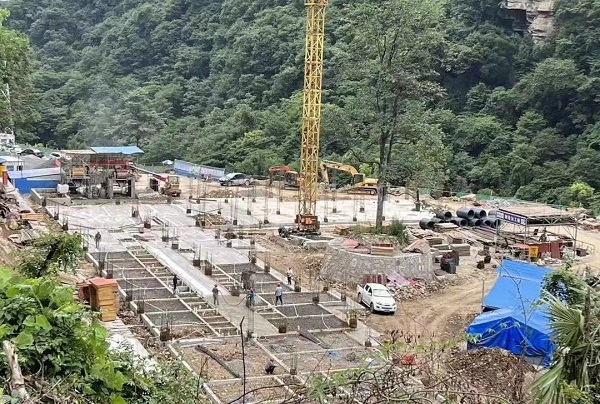 新洋豐擬5.35億元購入第二家磷礦公司 上半年凈利預(yù)超8.72億元