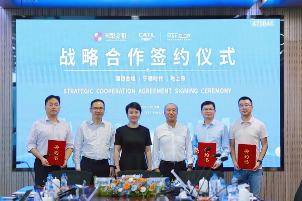 15萬輛新能源物流車！10GWh！寧德時代動力電池又迎大客戶
