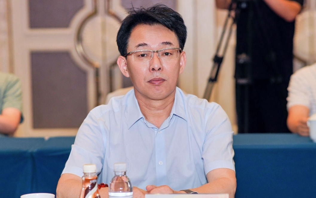 于清教：柔肩擎千鈞！致敬電池新能源產(chǎn)業(yè)木蘭力量