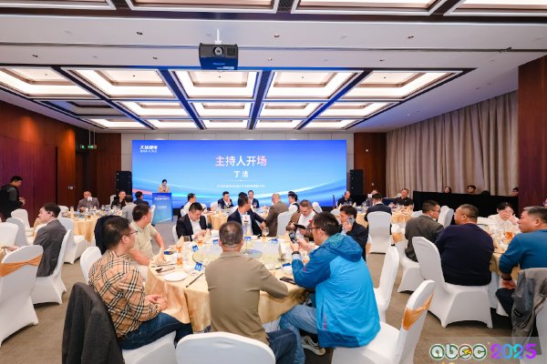 從粗放增長到價值創(chuàng)新！大族鋰電智能裝備解決方案引領(lǐng)產(chǎn)業(yè)變革