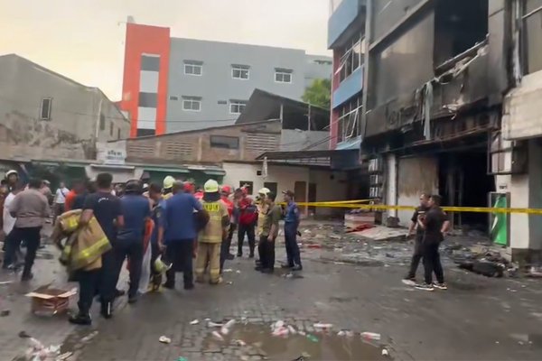 22人遇難！一無(wú)人機(jī)鋰電池倉(cāng)庫(kù)爆炸