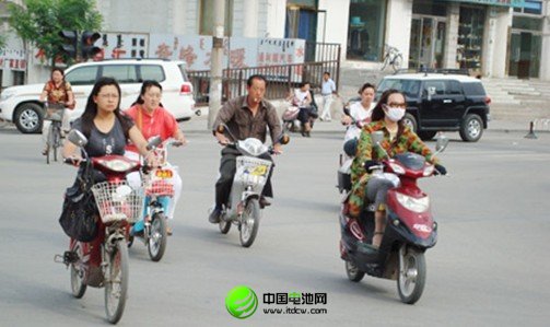 油價一路看漲 新能源車能否笑傲江湖？