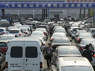 杭州出臺(tái)機(jī)動(dòng)車(chē)限牌限行方案