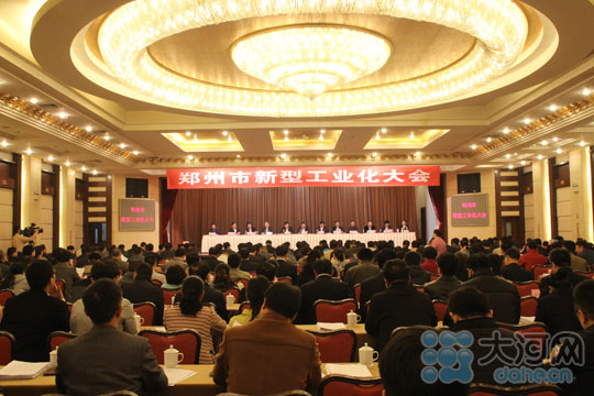 鄭州2014年加速汽車制造業(yè)發(fā)展 整車產量達55萬輛