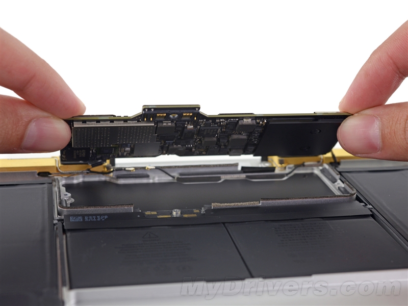 新MacBook完全拆解：蘋果太強大了