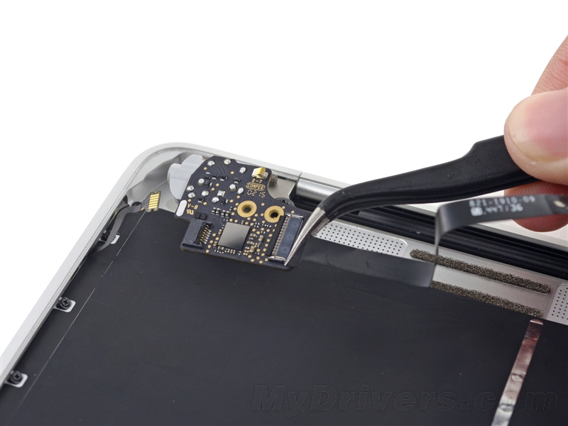 新MacBook完全拆解：蘋果太強大了