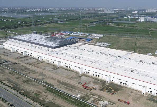 2019年7月航拍的特斯拉上海超級工廠，工程建設已基本完成