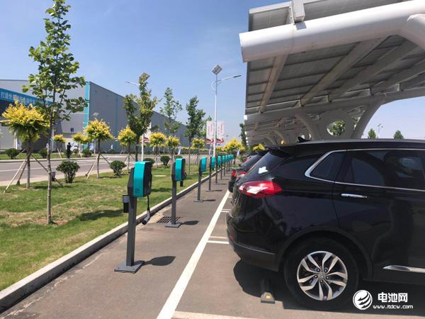 截止6月我國充電基礎設施累計近392萬臺 換電站保有量1582座