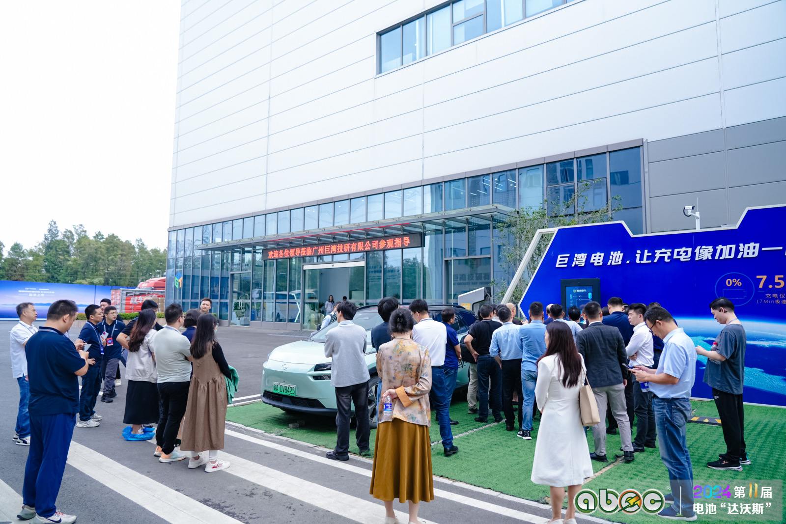 新能源車800V超級快充市場現(xiàn)狀究竟如何？未來是標配？
