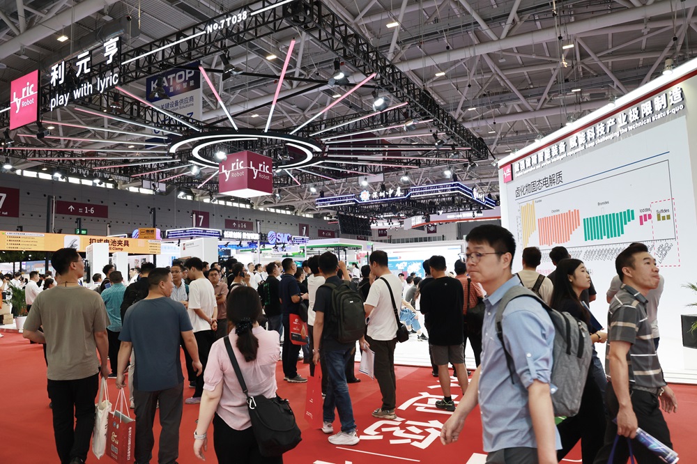 智驅未來 賦能全球丨利元亨閃耀深圳CIBF2025！