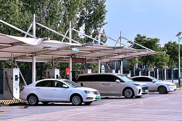 中央第四指導組圍繞綜合整治新能源汽車行業非理性競爭問題開展專題調研座談
