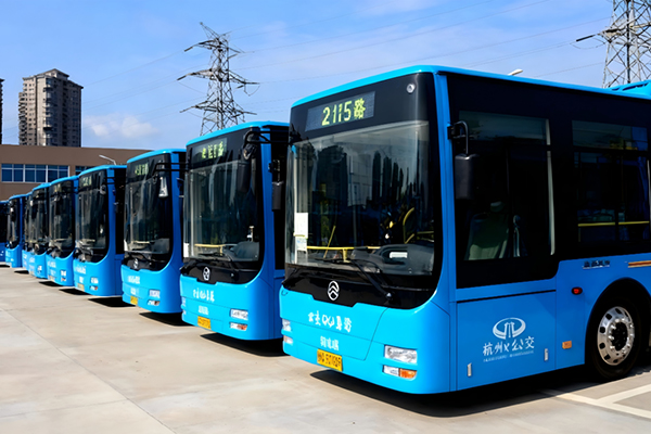 希倍動(dòng)力24V鈉離子電池批量裝車廈門金旅公交