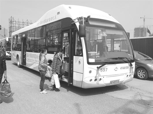 500輛純電動公交車年內(nèi)穿行武漢 每車年省油費10萬