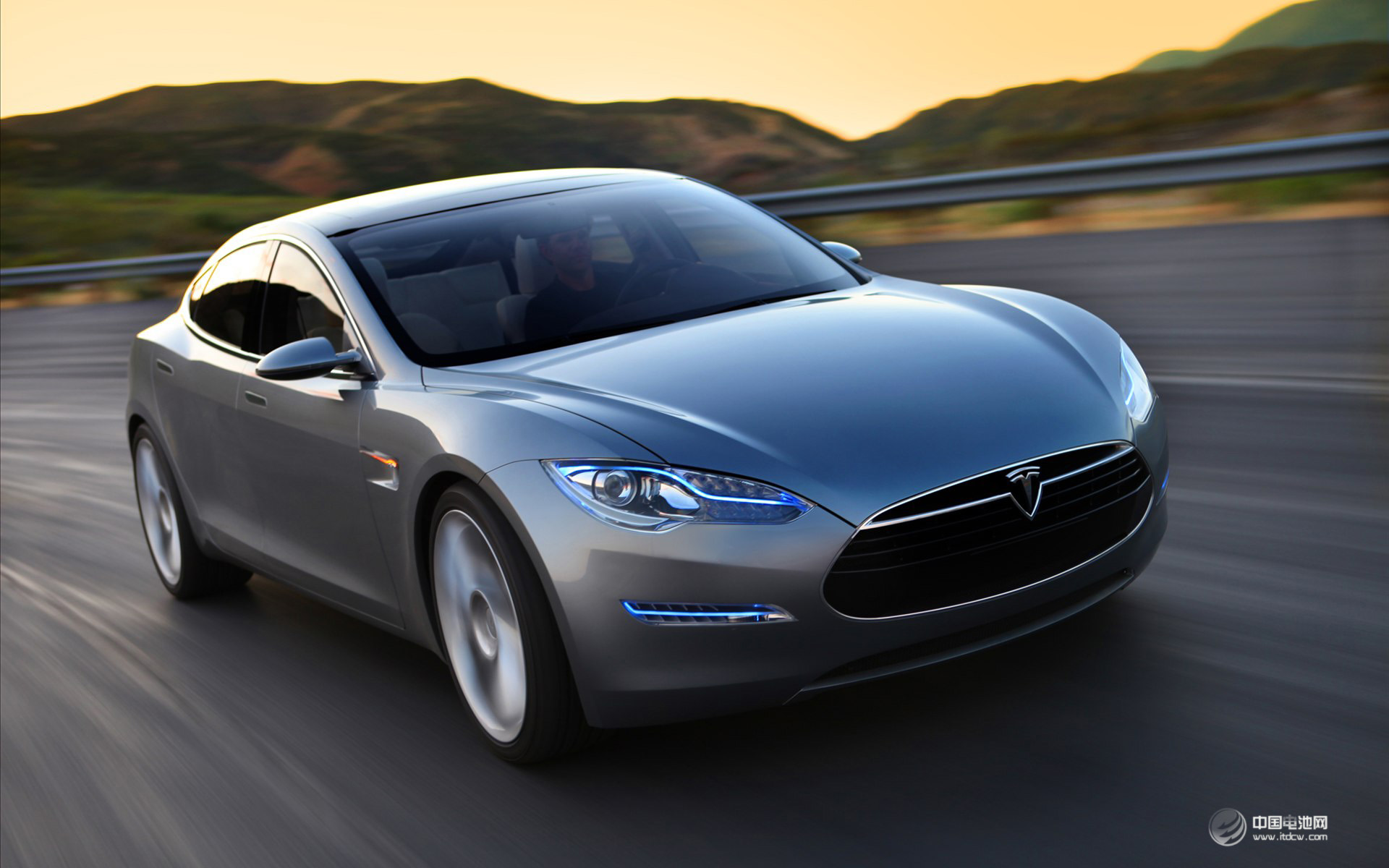 2024年特斯拉電動車全球隔膜用量將達3.4億平方米
