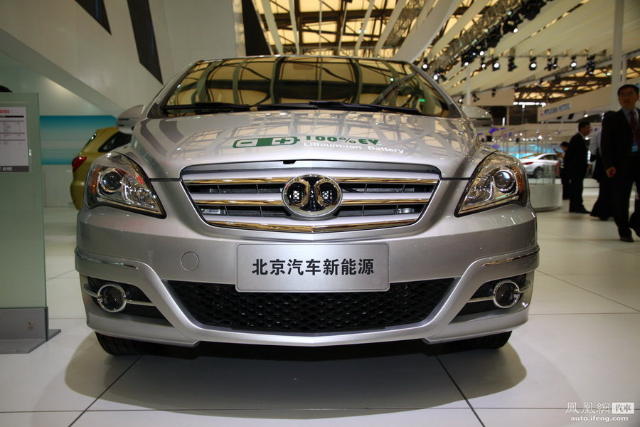 北京今年將建成1000個(gè)新能源汽車快速充電樁