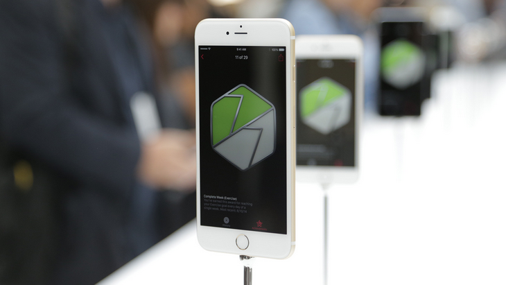 蘋果iPhone6屏幕未采用藍寶石玻璃 供應商大跌12.71%
