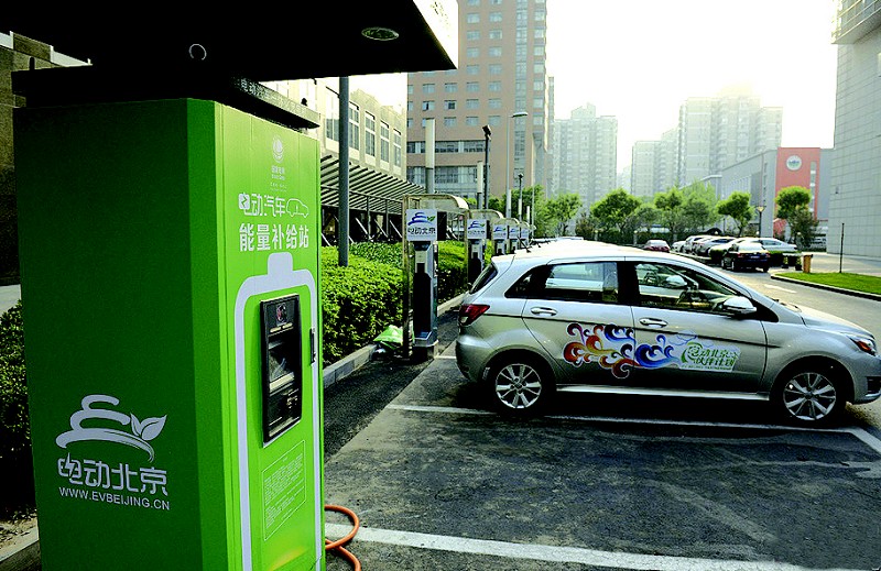 新能源汽車：“彎道超車”戰略和目標需要重新審視