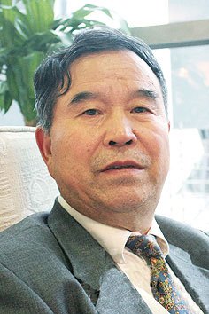 清華大學汽車研究所所長、汽車安全與節能國家重點實驗室副主任 陳全世