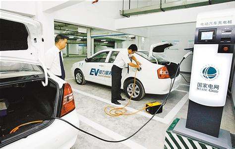 快速充電進小區車庫 居民給電動車充電要投幣？