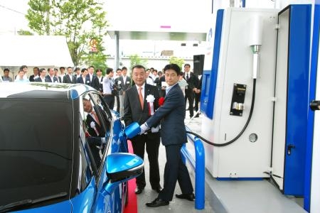 日本巖谷產業調低氫氣價格助力燃料電池車普及