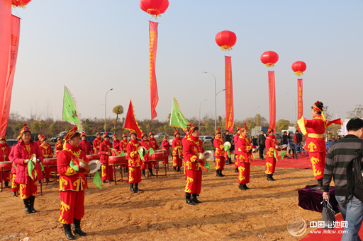 武漢惠強(qiáng)一期投產(chǎn)5000萬(wàn)㎡鋰電池隔膜20日投產(chǎn)現(xiàn)場(chǎng) 武漢惠強(qiáng)一期投產(chǎn)5000萬(wàn)㎡鋰電池隔膜20日投產(chǎn)現(xiàn)場(chǎng)