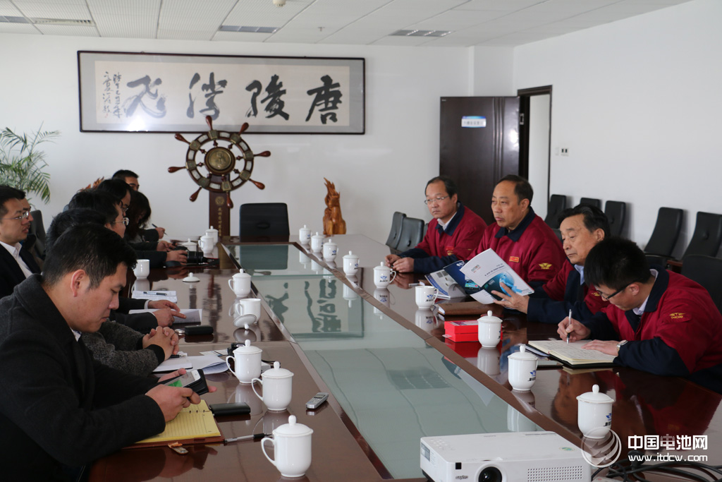 激辯低速電動(dòng)車:有關(guān)部委與地方政府態(tài)度不一 激辯低速電動(dòng)車:有關(guān)部委與地方政府態(tài)度不一