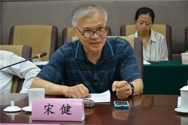 宋健:電池技術(shù)是純電動汽車發(fā)展的關(guān)鍵 宋健:電池技術(shù)是純電動汽車發(fā)展的關(guān)鍵