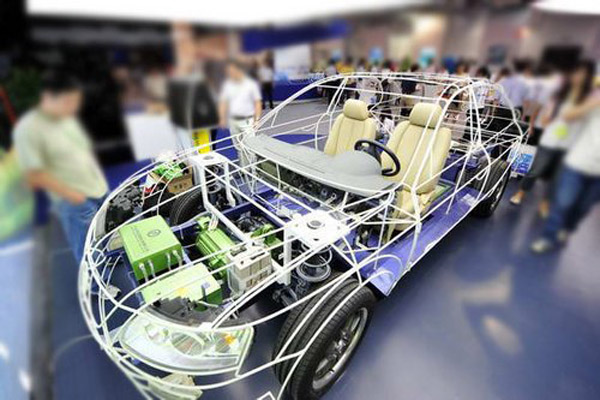 量電池之力發展電動車 增程技術或可破解混動瓶頸 量電池之力發展電動車 增程技術或可破解混動瓶頸