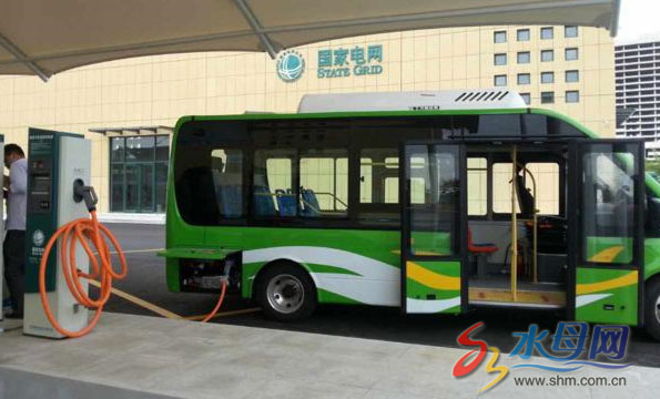煙臺市首座電動汽車充電站1日起調試 還將建27座 煙臺市首座電動汽車充電站1日起調試 還將建27座