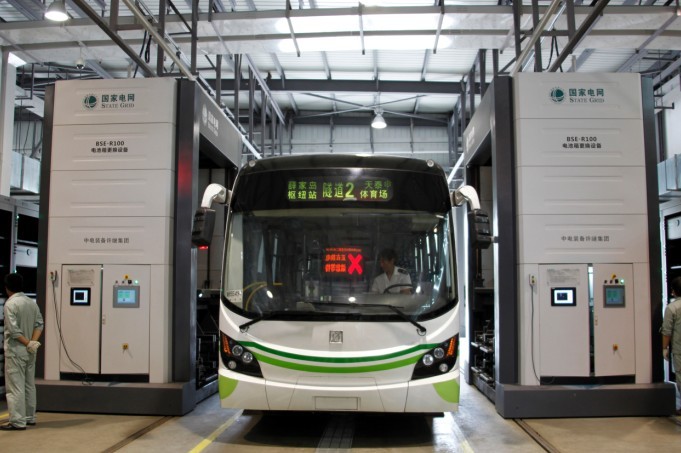 青島新能源汽車已推廣3087輛 配建61個充電點 青島新能源汽車已推廣3087輛 配建61個充電點