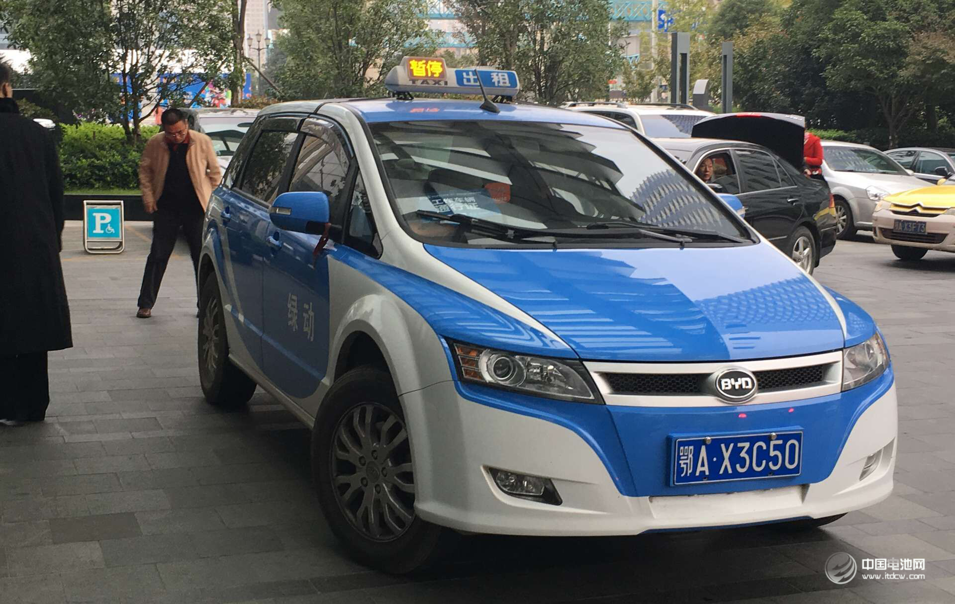 比亞迪電動出租車 比亞迪電動出租車