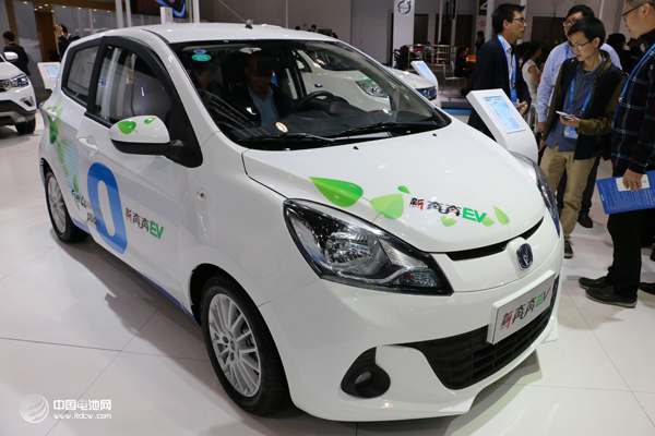 長安新本本EV