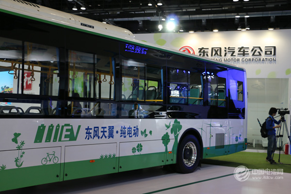 狂奔的電動客車：補貼盛宴下的焦慮