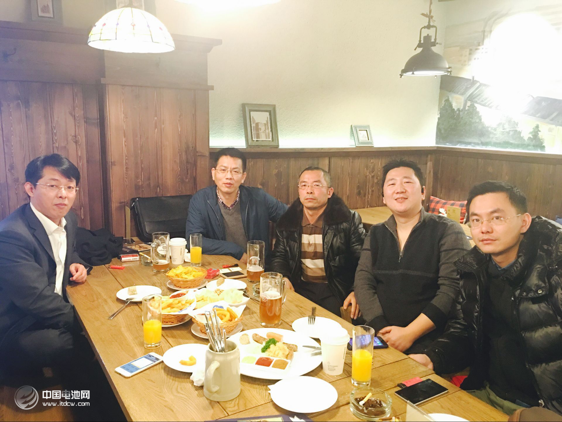 鋰電“達沃斯”秘書長、中國電池網(wǎng)創(chuàng)始人/董事長于清教一行