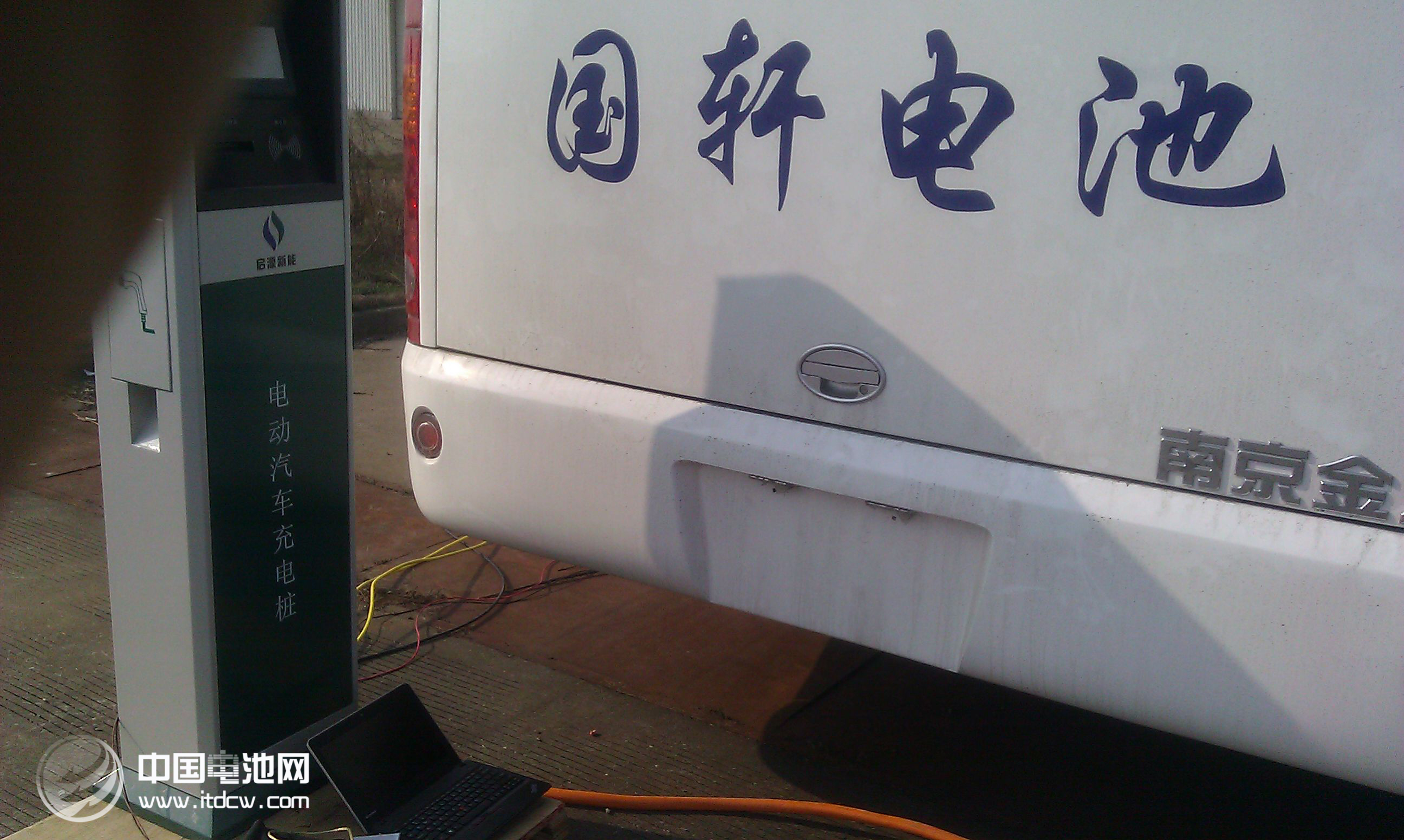 解讀新能源客車動力之爭 三元鋰電池將復出？