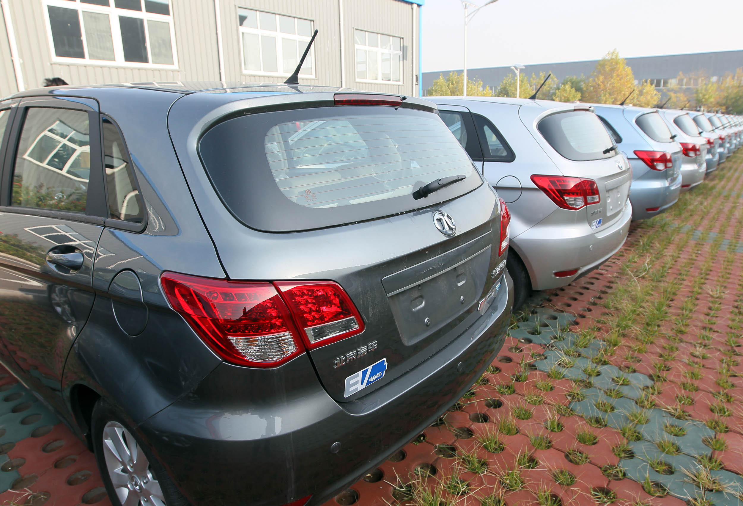 北汽新能源1-8月銷售新能源汽車23066輛 同比大漲1.5倍 北汽新能源1-8月銷售新能源汽車23066輛 同比大漲1.5倍