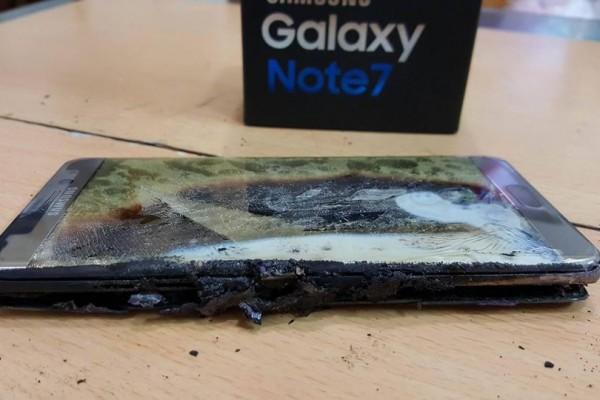 外媒提前公布三星Note 7爆炸原因:電池尺寸不合規(guī) 外媒提前公布三星Note 7爆炸原因:電池尺寸不合規(guī)
