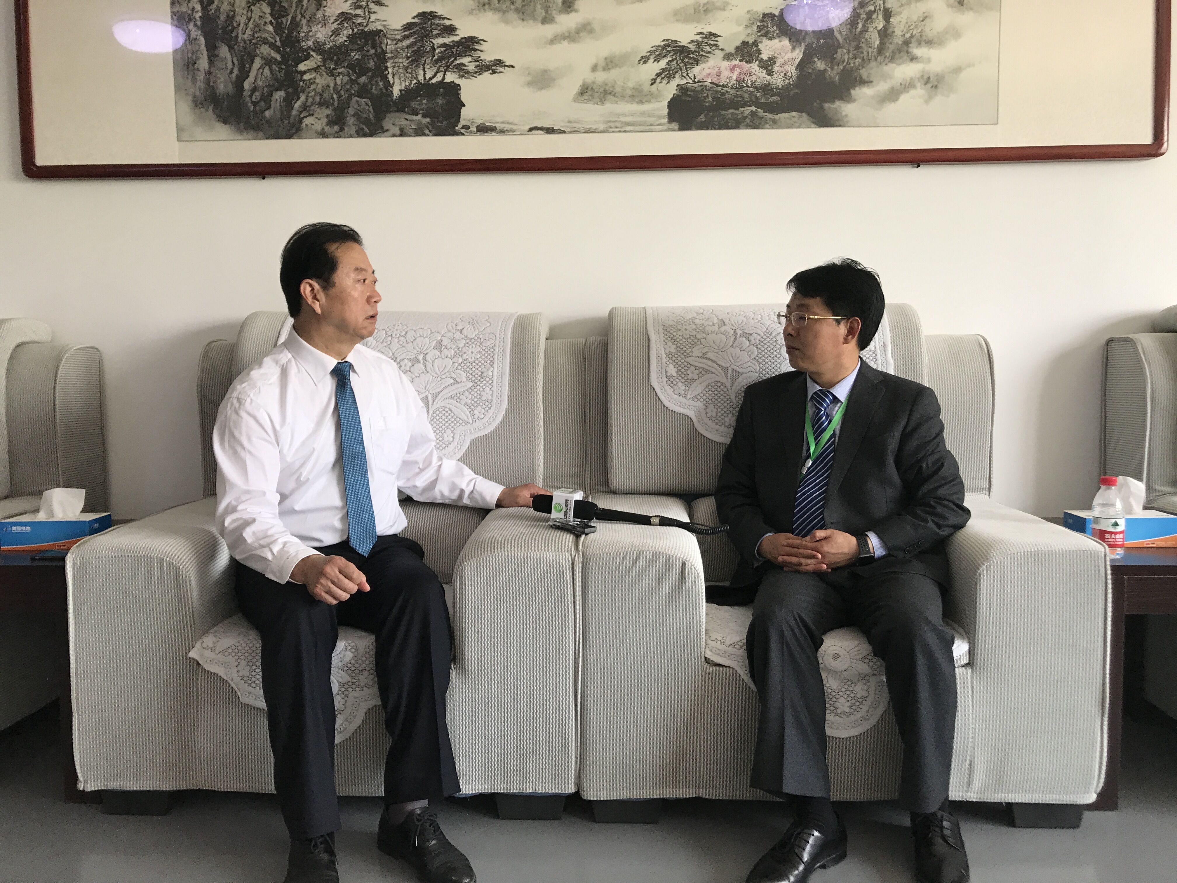 奧冠集團(tuán)董事長(zhǎng)孟繁友接受中國(guó)電池網(wǎng)獨(dú)家專訪