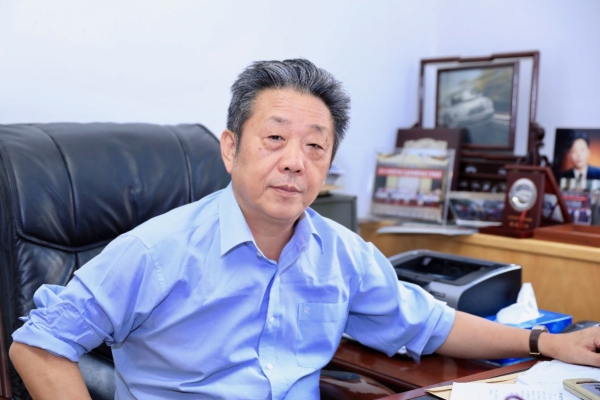中國汽車工業(yè)協(xié)會常務(wù)副會長董揚
