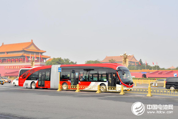 18米純電動(dòng)公交車更加先進(jìn)，更具人性化，安全性能也得到提升