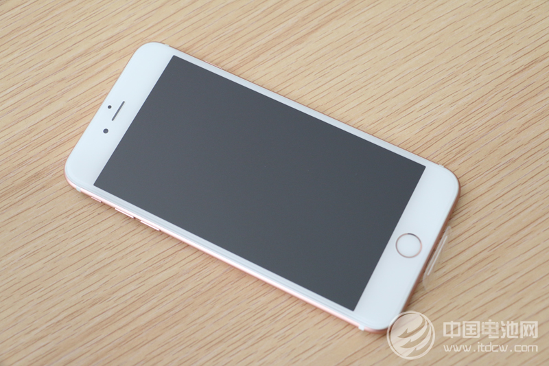 蘋果回應“故意讓舊iPhone變慢”：為避免電池故障