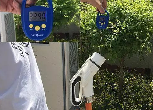 此前媒體曾對星星充電快充插槍進行評測,槍頭過重.png 此前媒體曾對星星充電快充插槍進行評測,槍頭過重.png