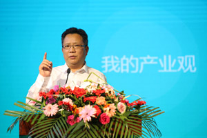 沃特瑪電池李瑤：攜手共創(chuàng)中國新能源產業(yè)新輝煌 預祝業(yè)界同仁 2018年平安快樂！