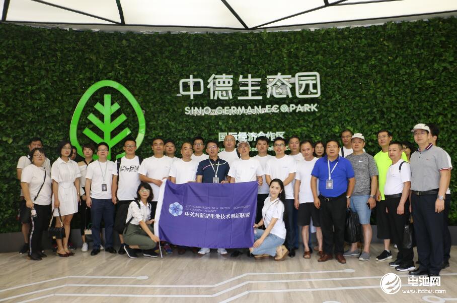 問(wèn)道金沙灘 電池百人會(huì)企業(yè)家共享青山綠水盛宴 問(wèn)道金沙灘 電池百人會(huì)企業(yè)家共享青山綠水盛宴