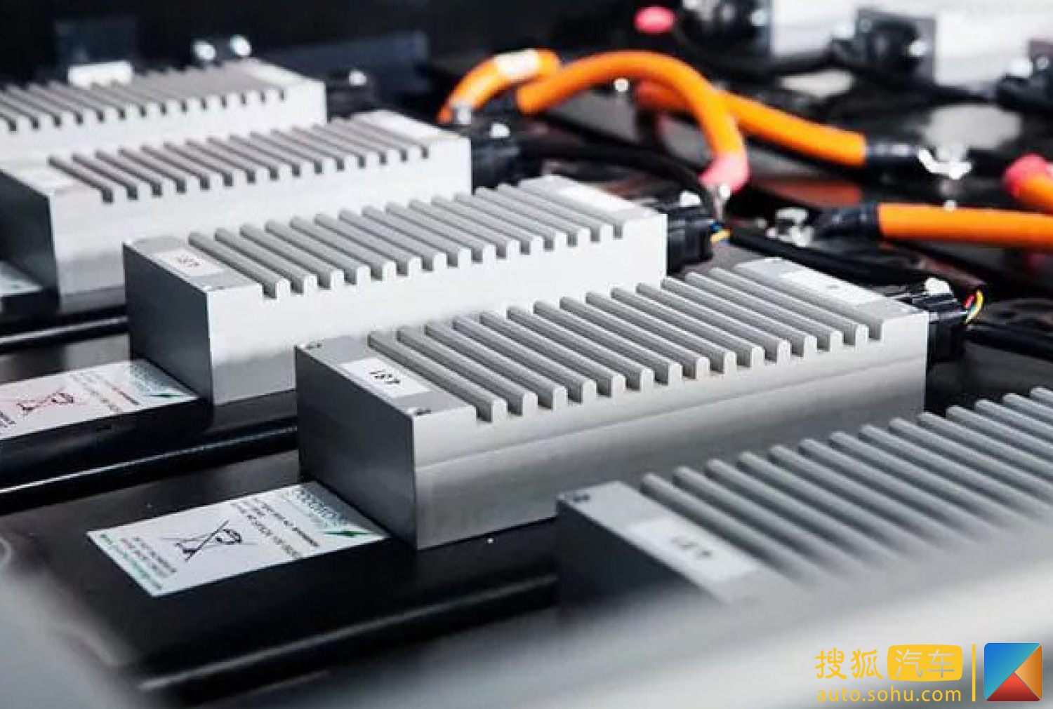 未來或規模化量產 青島清華新能源固態電池能量密度或達400Wh/kg 未來或規模化量產 青島清華新能源固態電池能量密度或達400Wh/kg