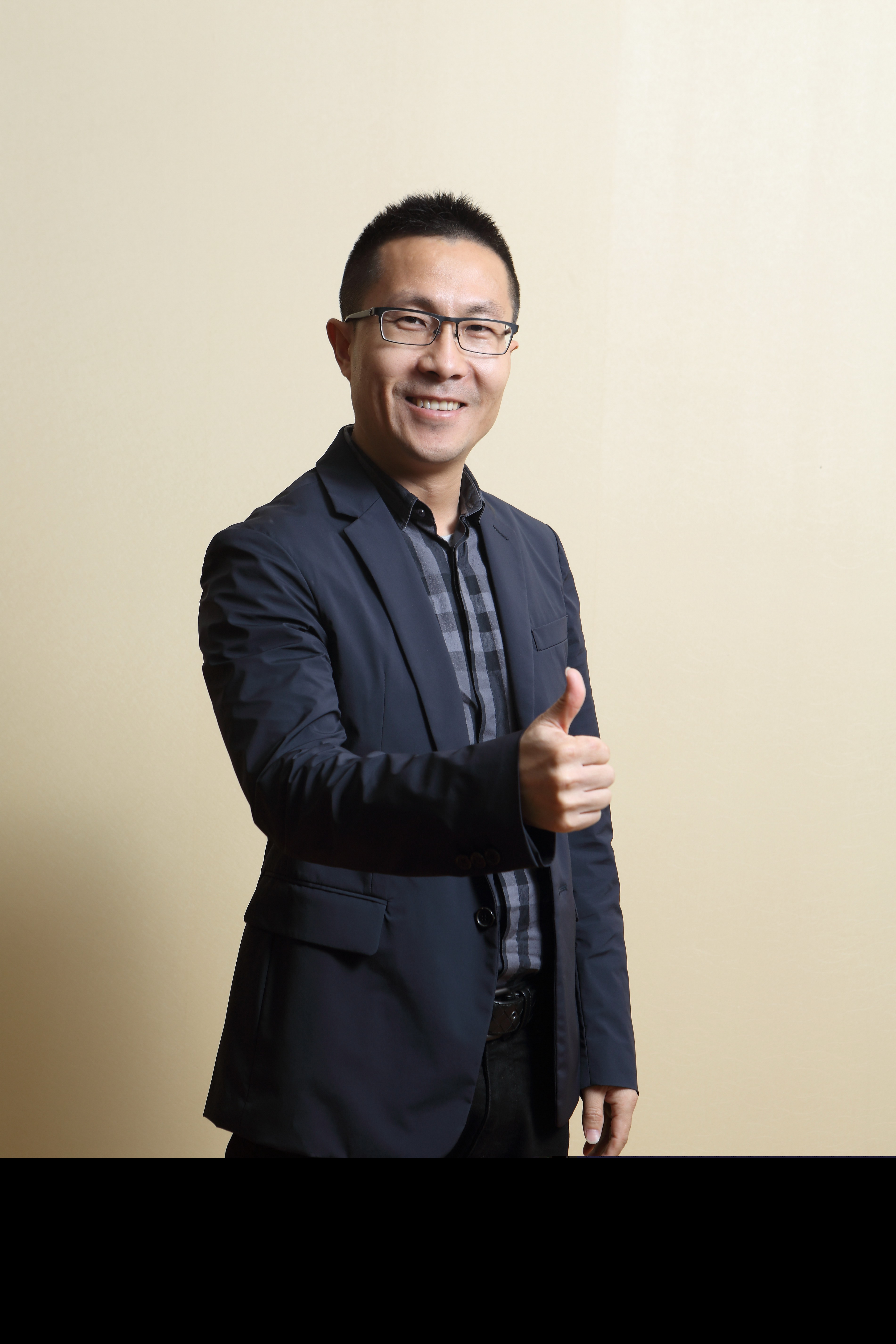 深圳市華寶新能源股份有限公司董事長(zhǎng)孫中偉 深圳市華寶新能源股份有限公司董事長(zhǎng)孫中偉