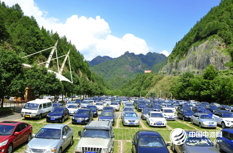 新車銷售2%增幅還將維持10年左右 中國品牌要做技術(shù)紅利的普及者
