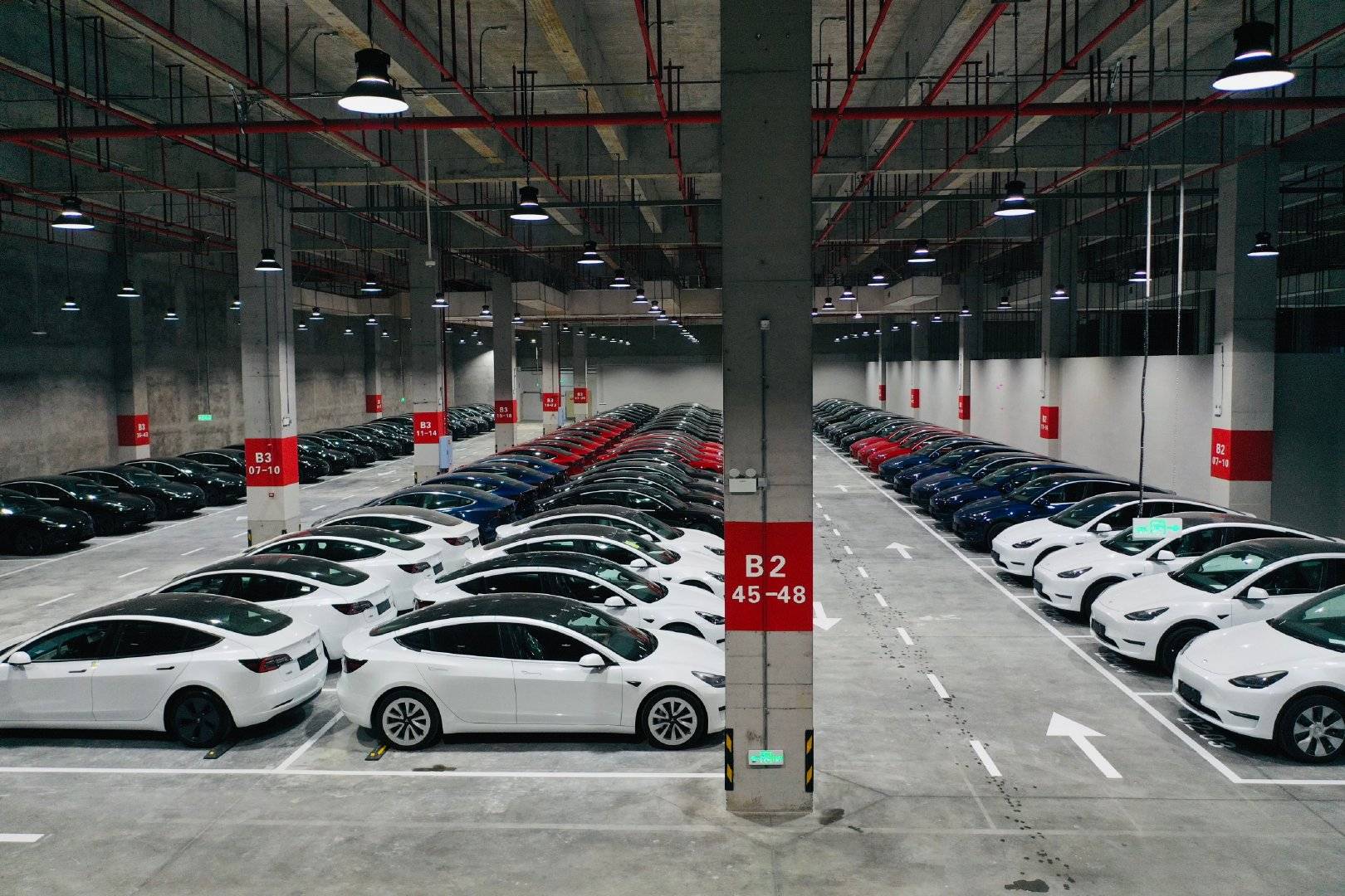 特斯拉 特斯拉
