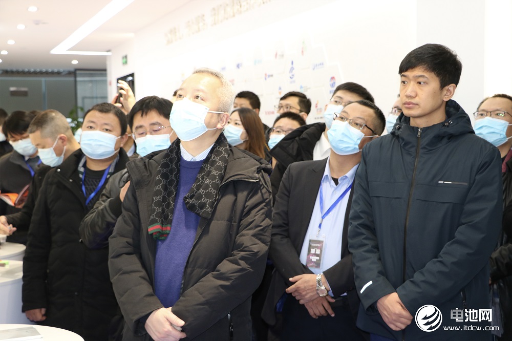 與會嘉賓參觀海融網山東總部 與會嘉賓參觀海融網山東總部