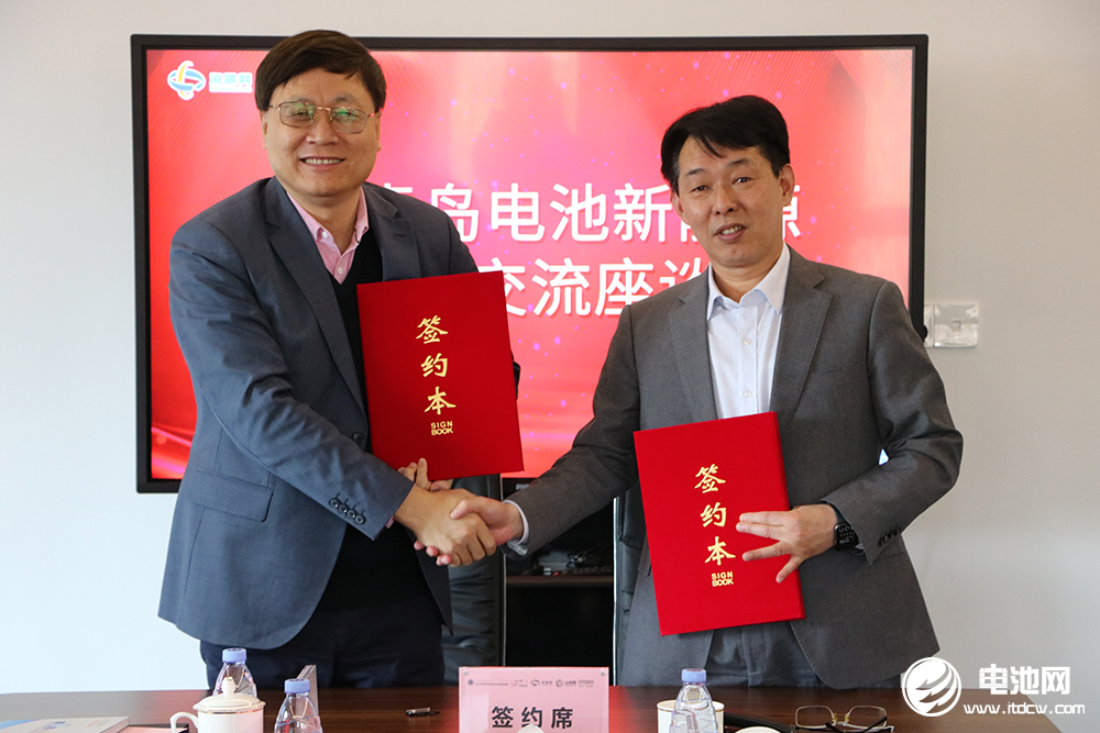 青島市民營(yíng)經(jīng)濟(jì)發(fā)展局一級(jí)調(diào)研員李中強(qiáng)一行到訪海融網(wǎng)山東總部 青島市民營(yíng)經(jīng)濟(jì)發(fā)展局一級(jí)調(diào)研員李中強(qiáng)一行到訪海融網(wǎng)山東總部